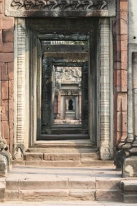 mid_2010-Mar-Thailand-089-Phimai-Langer_Gang