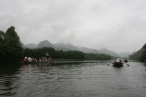 mid_2011-Apr-Vietnam-109-Thanh_Son-Touristenboote_auf_dem_Fluss